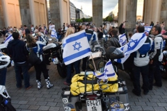 Bikers arrival at the Brandenburger Tor July 25th