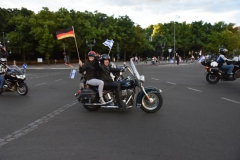 Bikers arrival at the Brandenburger Tor July 25th